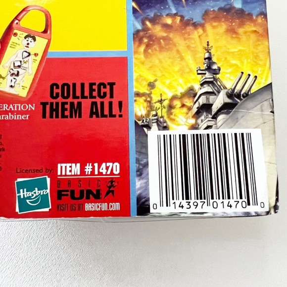 Battleship Clip-On Mini Board Game Portable Carabiner Basic Fun New Sealed - Picture 3 of 5